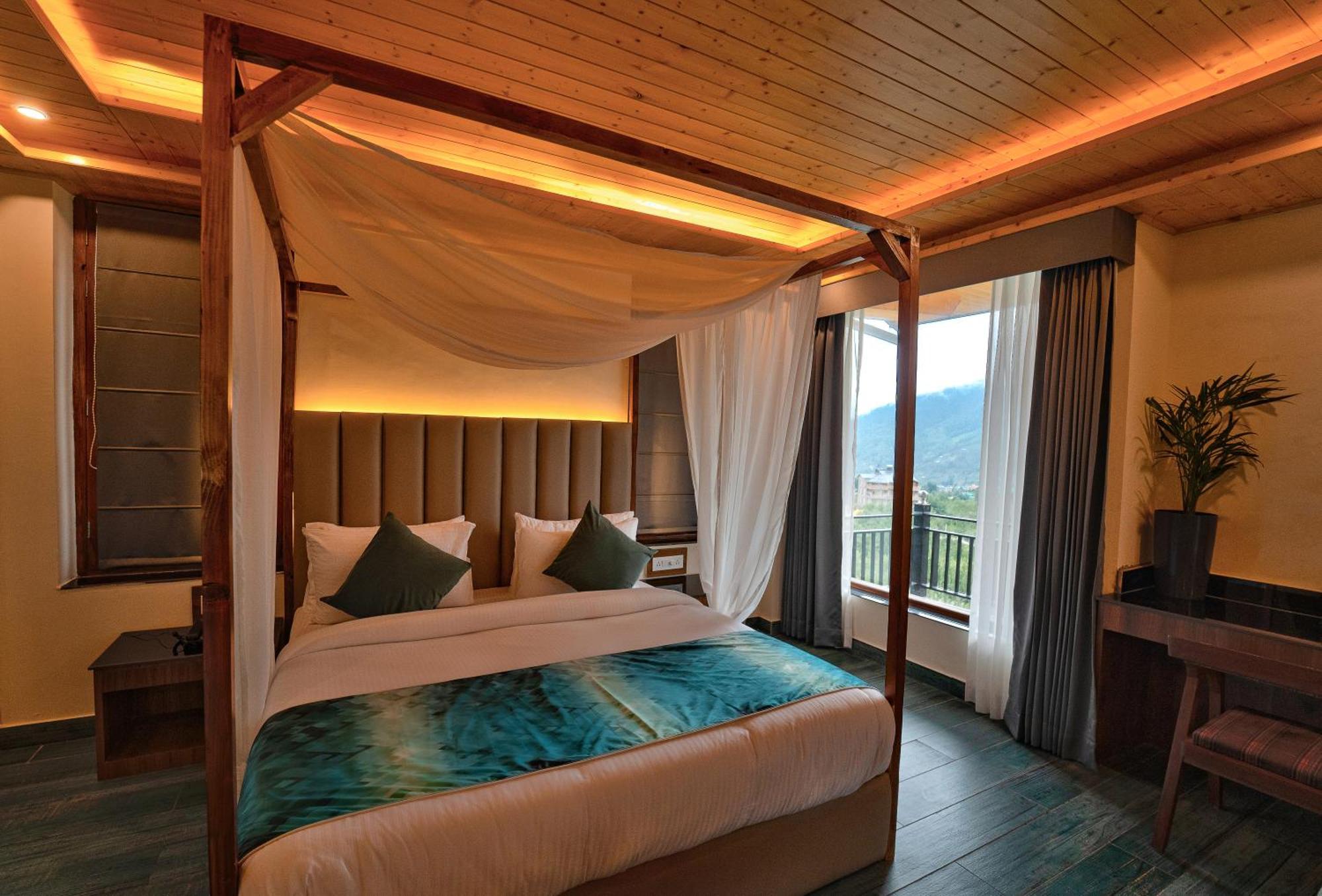 Nazaara - A Luxe Retreat Hotel Manāli Exterior foto